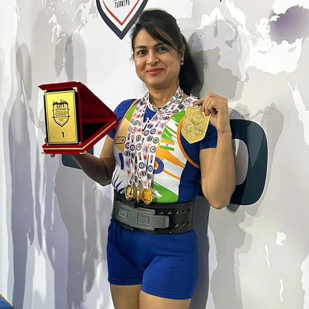 Ekta Vishnoi Claims Three Gold Medals at World Masters Powerlifting